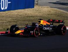 IM体育-包含红牛车队完胜迈凯伦，佩雷兹统治全场的词条