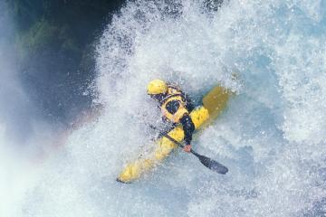 IM体育App下载-加时鏖战，一夫当关，拉亚神级发挥助巴萨险胜几内亚