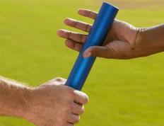 IM体育社区互动入口-鹈鹕狂胜雄鹿，约基奇成为关键先生