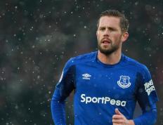 IM体育官方网-亚洲之光闪耀多哈，黄喜灿绝杀背后的战术博弈与精神胜利