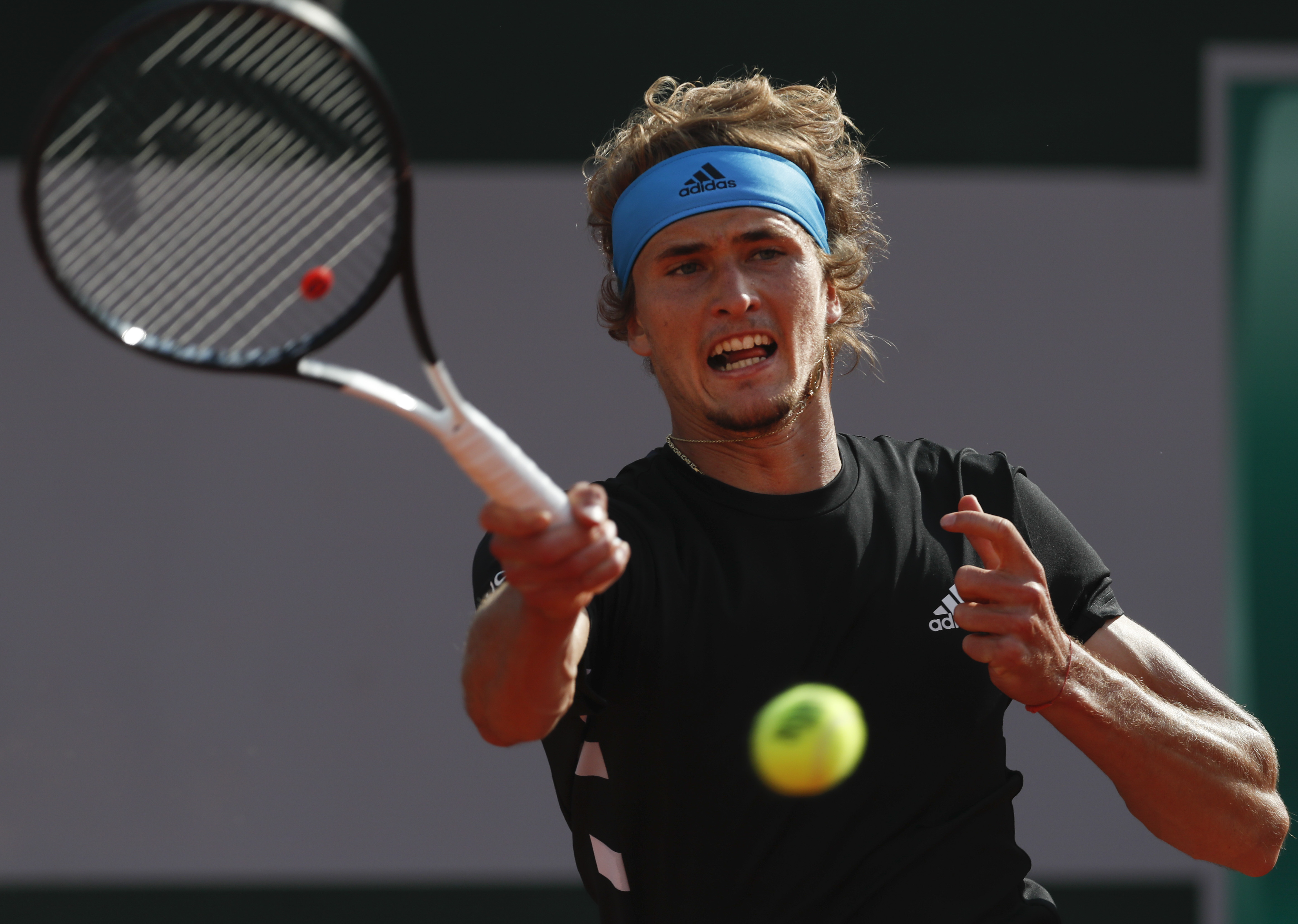 IM体育在线注册-欧洲网球队爆冷德国网球队,兹维列夫惊艳世界