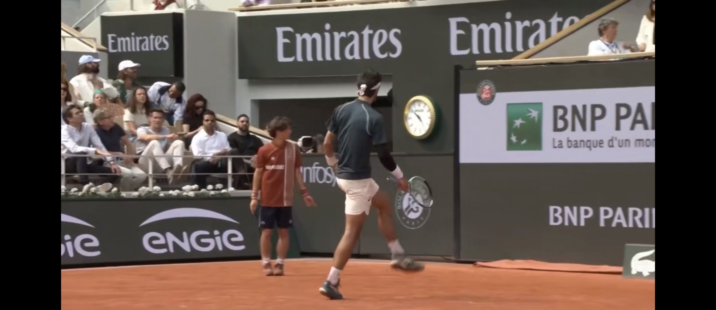 IM体育注册链接-美国网球队力克世界网球队，费德勒送出助攻的简单介绍