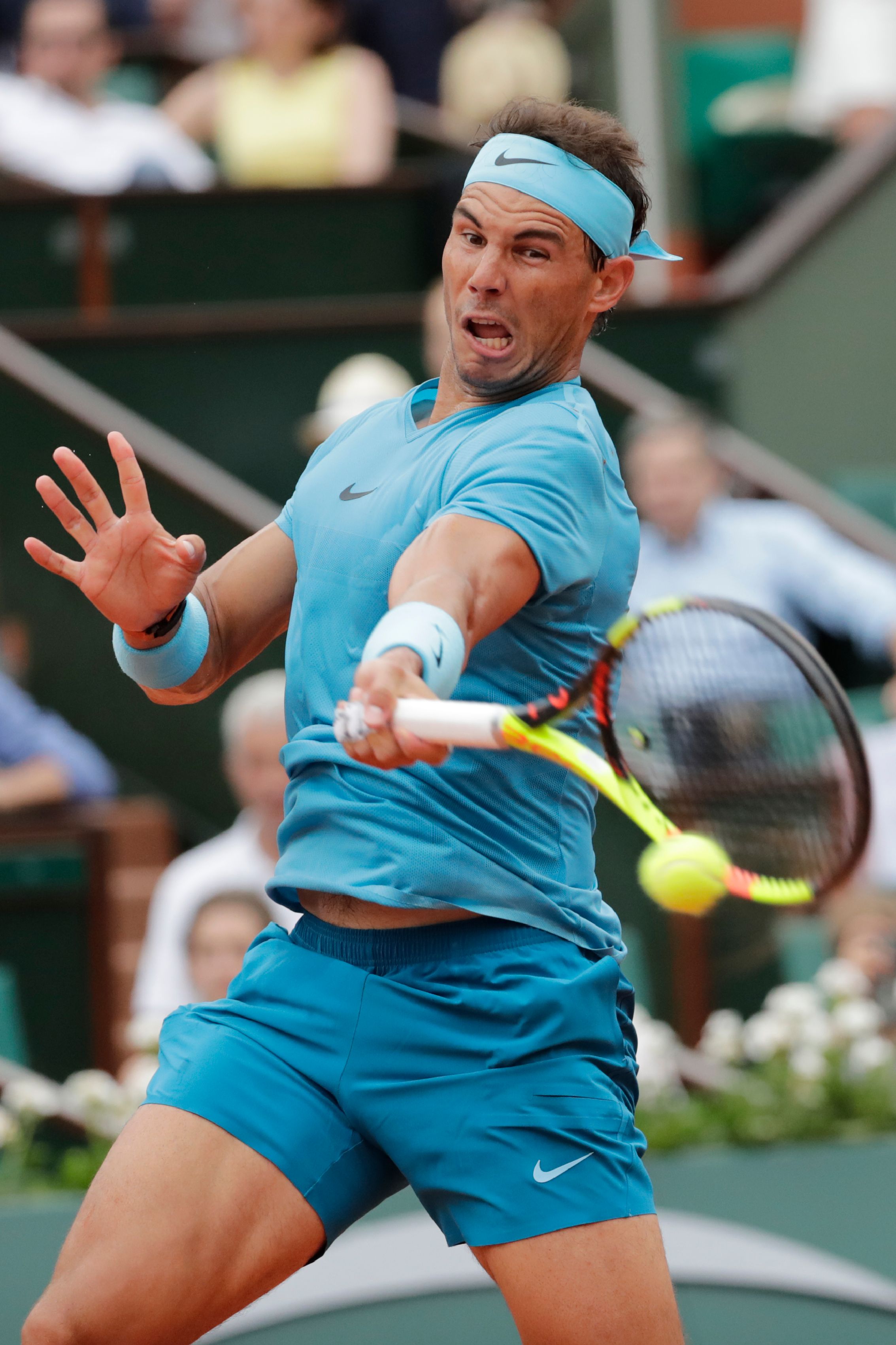 IM体育官方平台-包含澳大利亚网球队鏖战英国网球队，纳达尔绝境逆转的词条