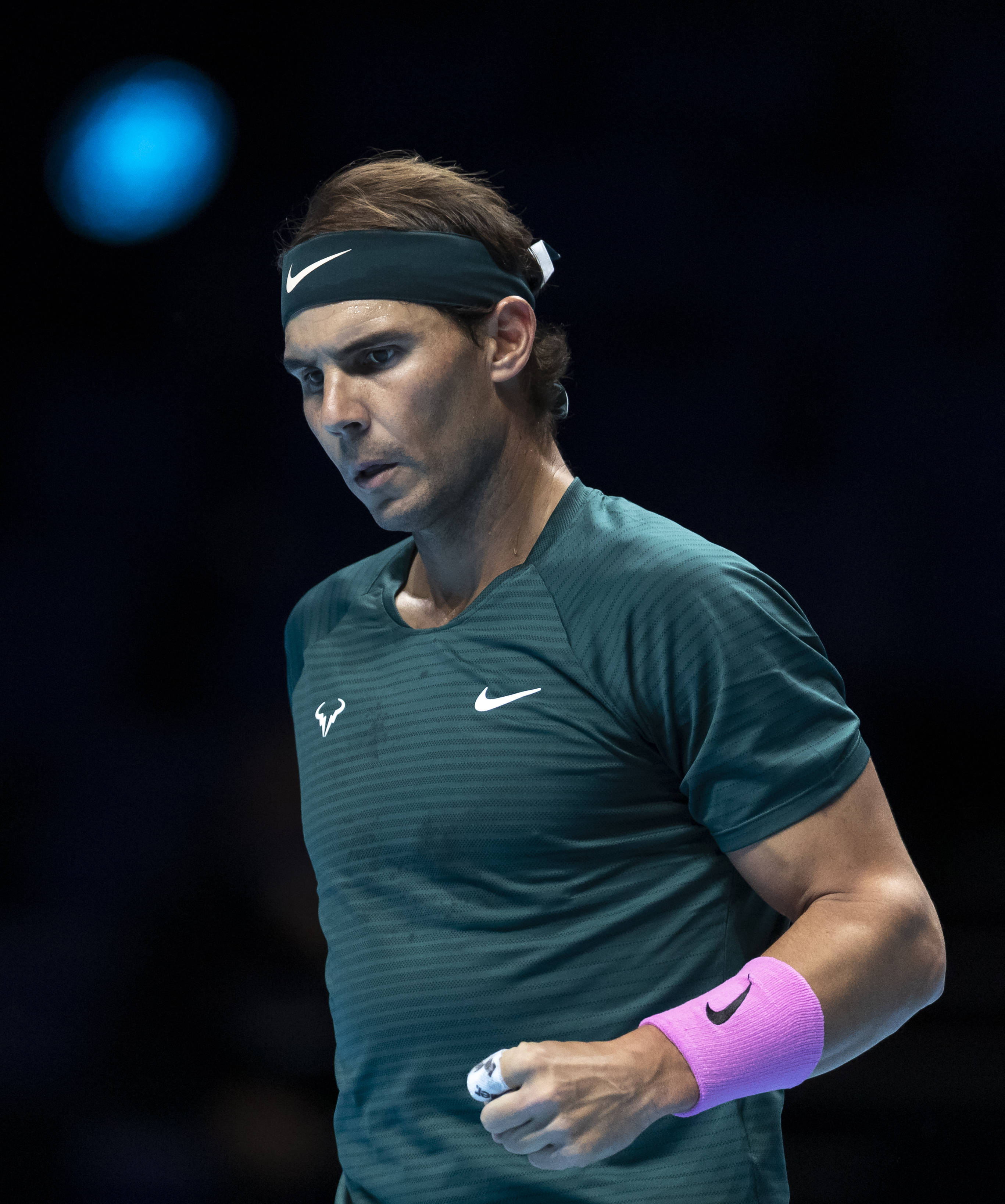 IM体育下载-美国网球队爆冷意大利网球队,纳达尔绝境逆转