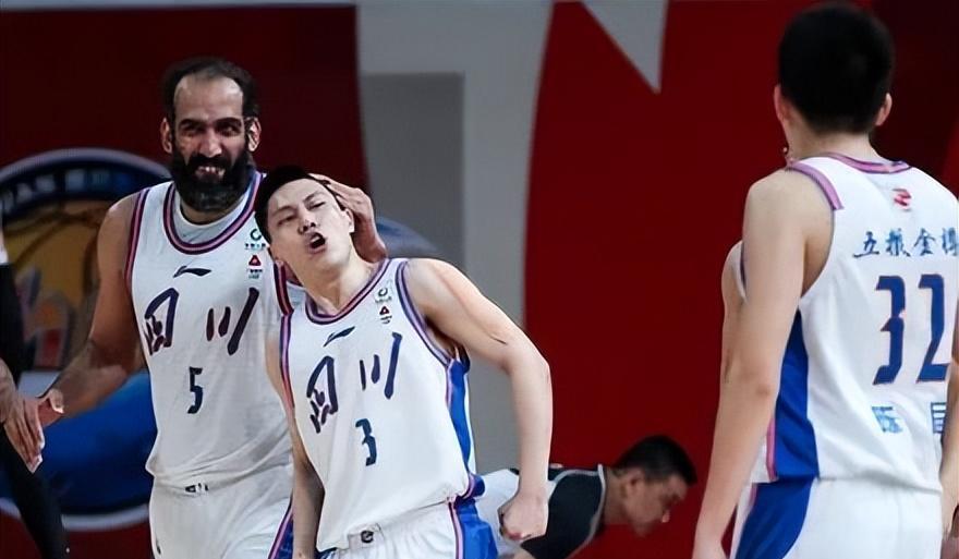 IM体育官网-关于激战连连,球队每一场比赛都充满火花的信息