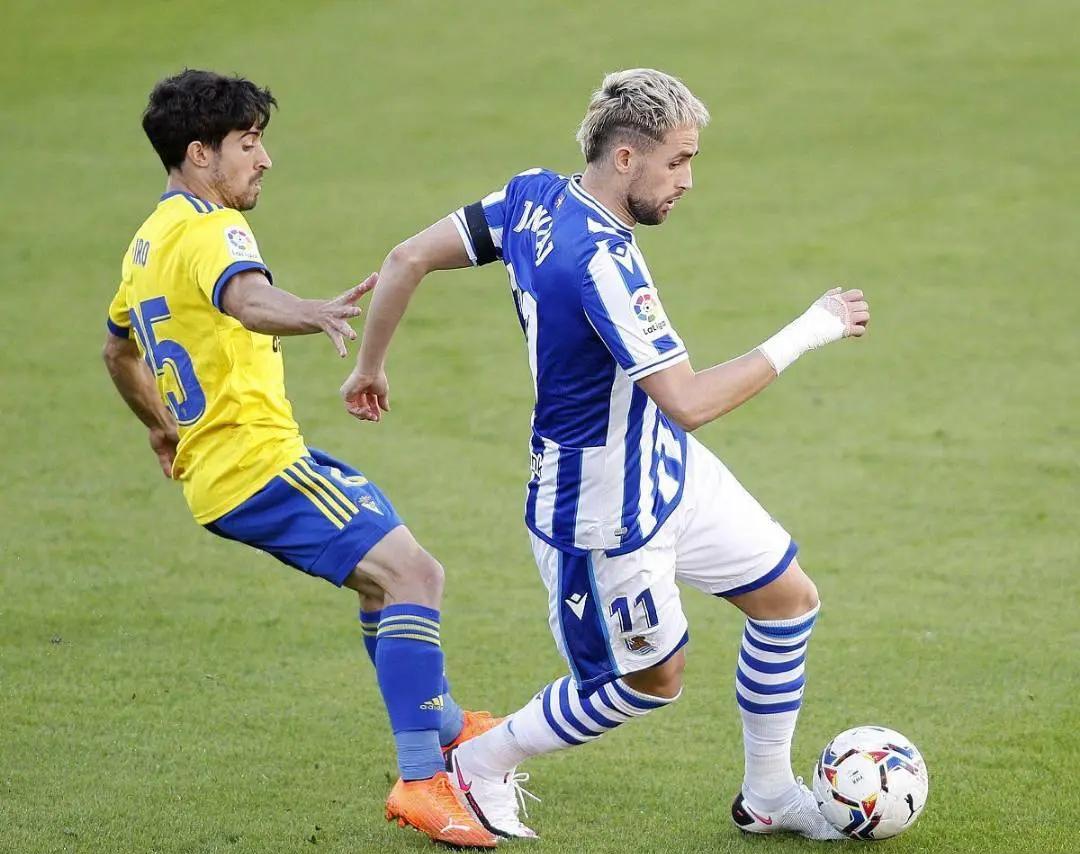 IM体育平台-瓦伦西亚青年队获胜表现出色