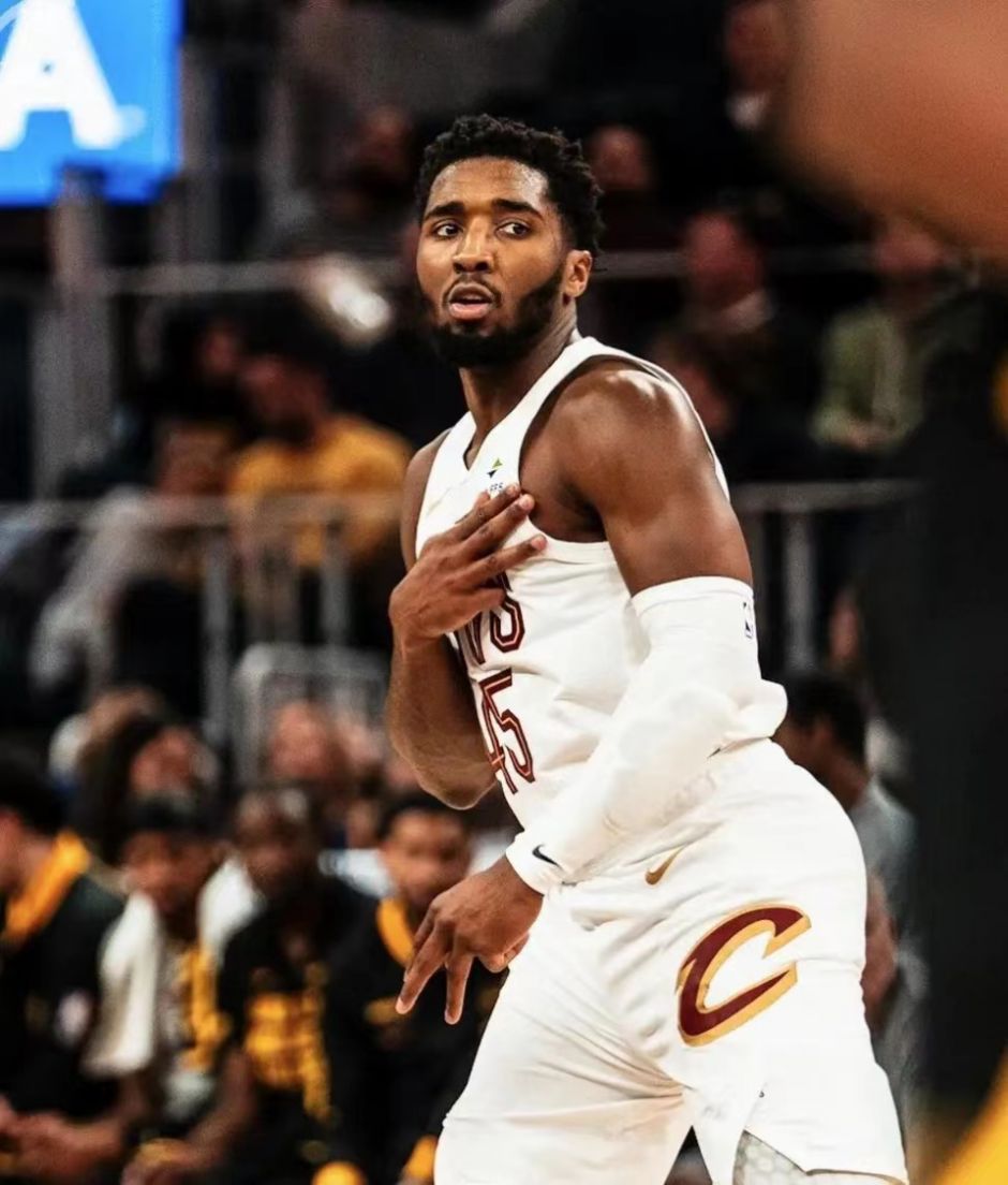 IM体育-猛龙险胜骑士，继续取得胜利