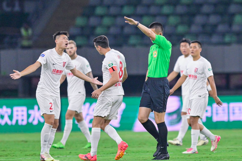 IM体育官方网站-豪门球队将在比赛中拼尽全力