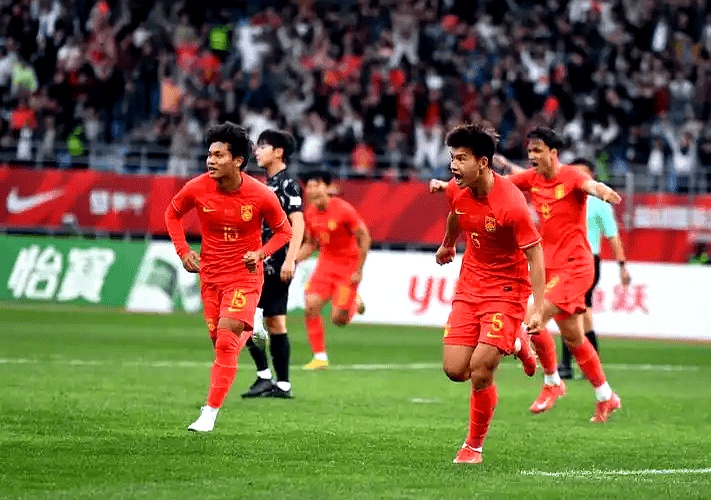 IM体育数据分析平台-包含球队主场变阵，球迷反应冷淡的词条