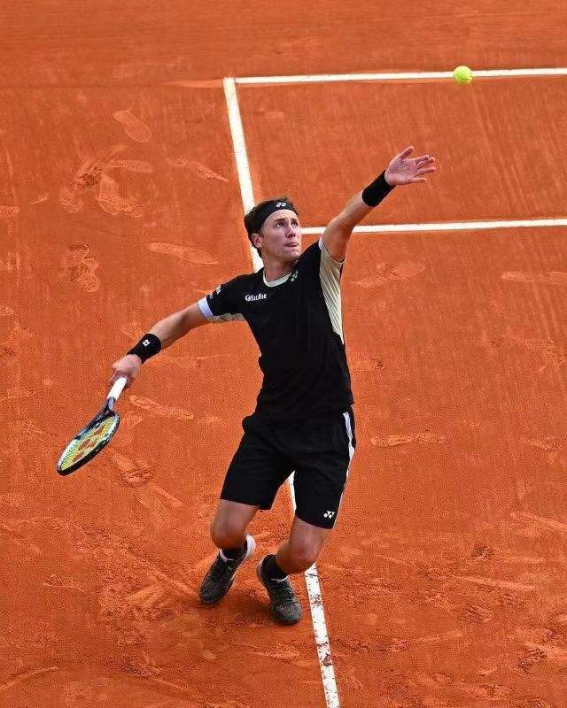 IM体育App下载-关于法网碾压蒙特卡洛大师赛，西西帕斯惊艳四座的信息